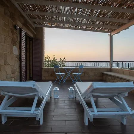 Sunset Villa *